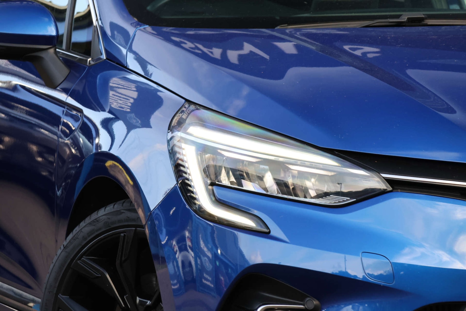 Used Renault Clio 2020 for sale - 76178566: Photo 2