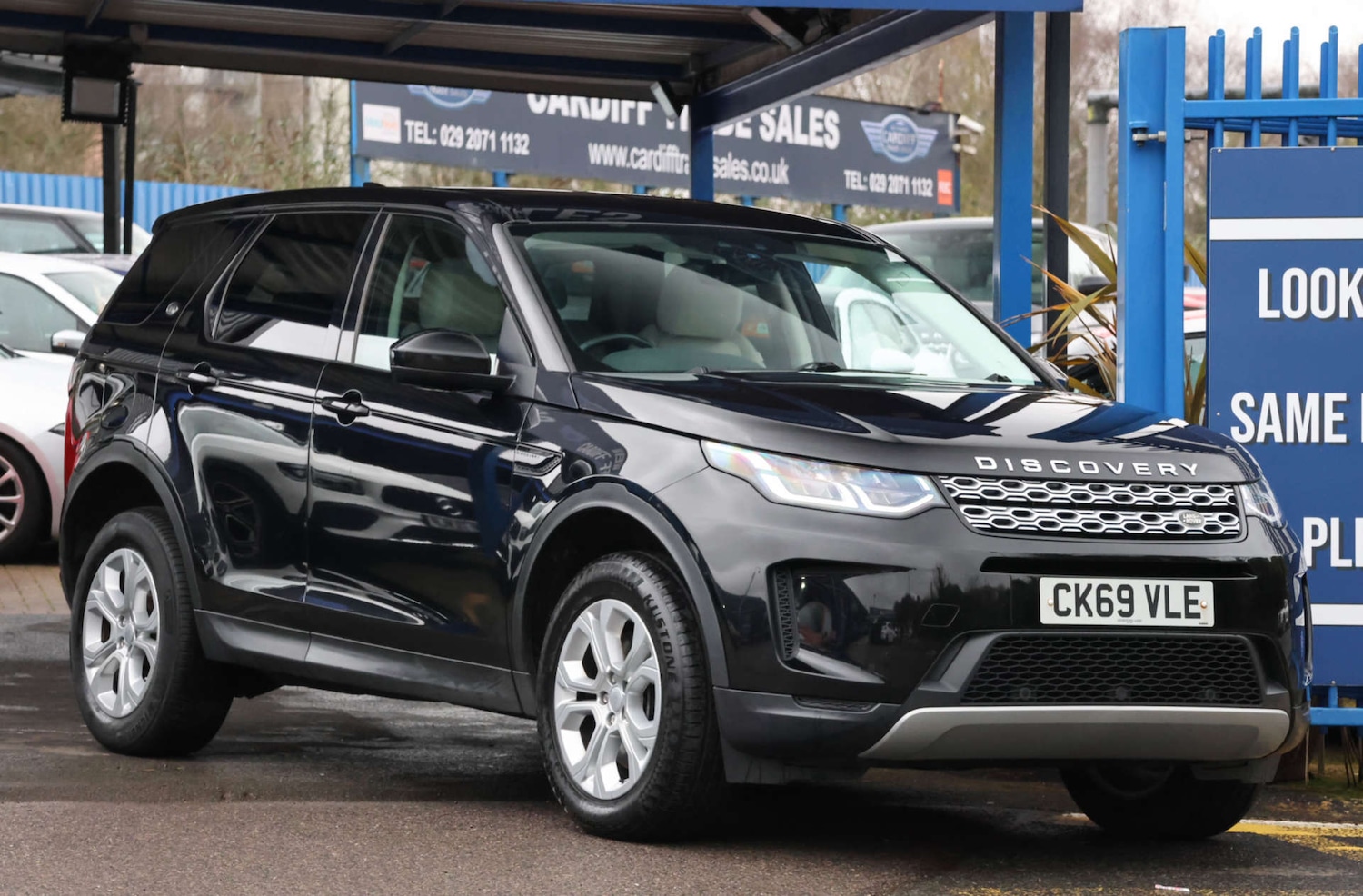 Used Land Rover Discovery Sport 2020 for sale - 77313723: Photo 2