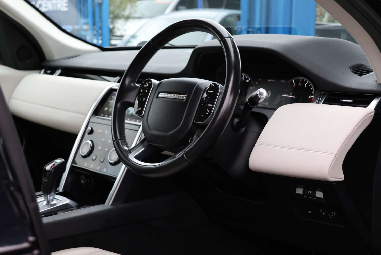 Used Land Rover Discovery Sport 2020 for sale - 77313723: Photo 4