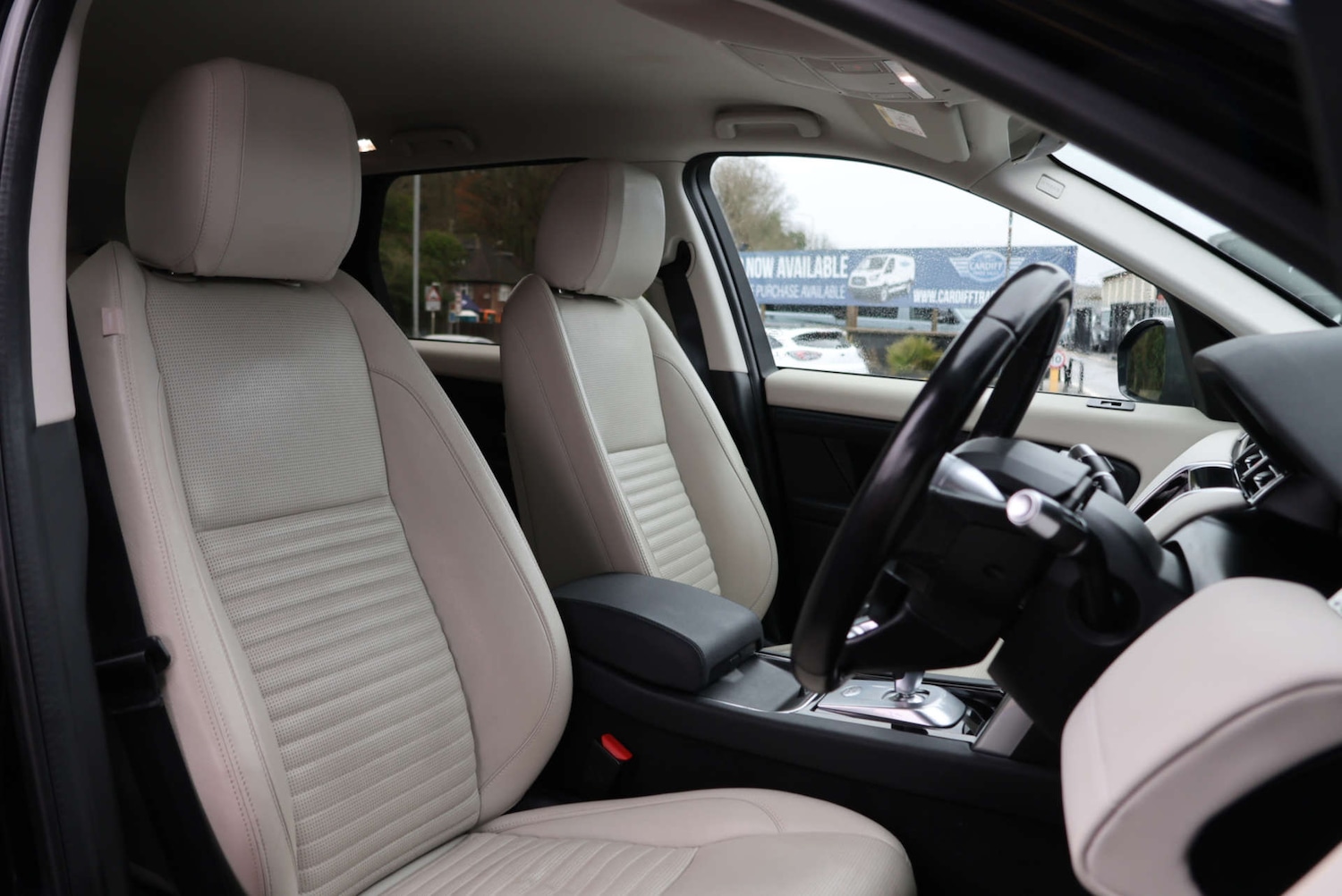 Used Land Rover Discovery Sport 2020 for sale - 77313723: Photo 5