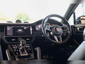 Used Porsche Cayenne 2020 for sale - 79656750: Photo