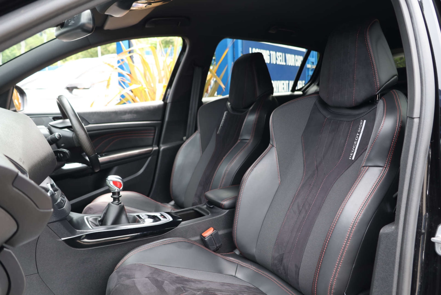 Used Peugeot 308 2017 for sale - 76640010: Photo 10