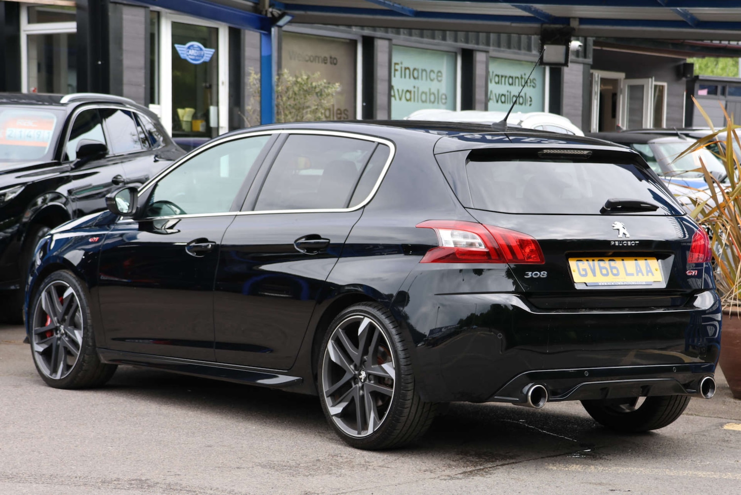 Used Peugeot 308 2017 for sale - 76640010: Photo 14