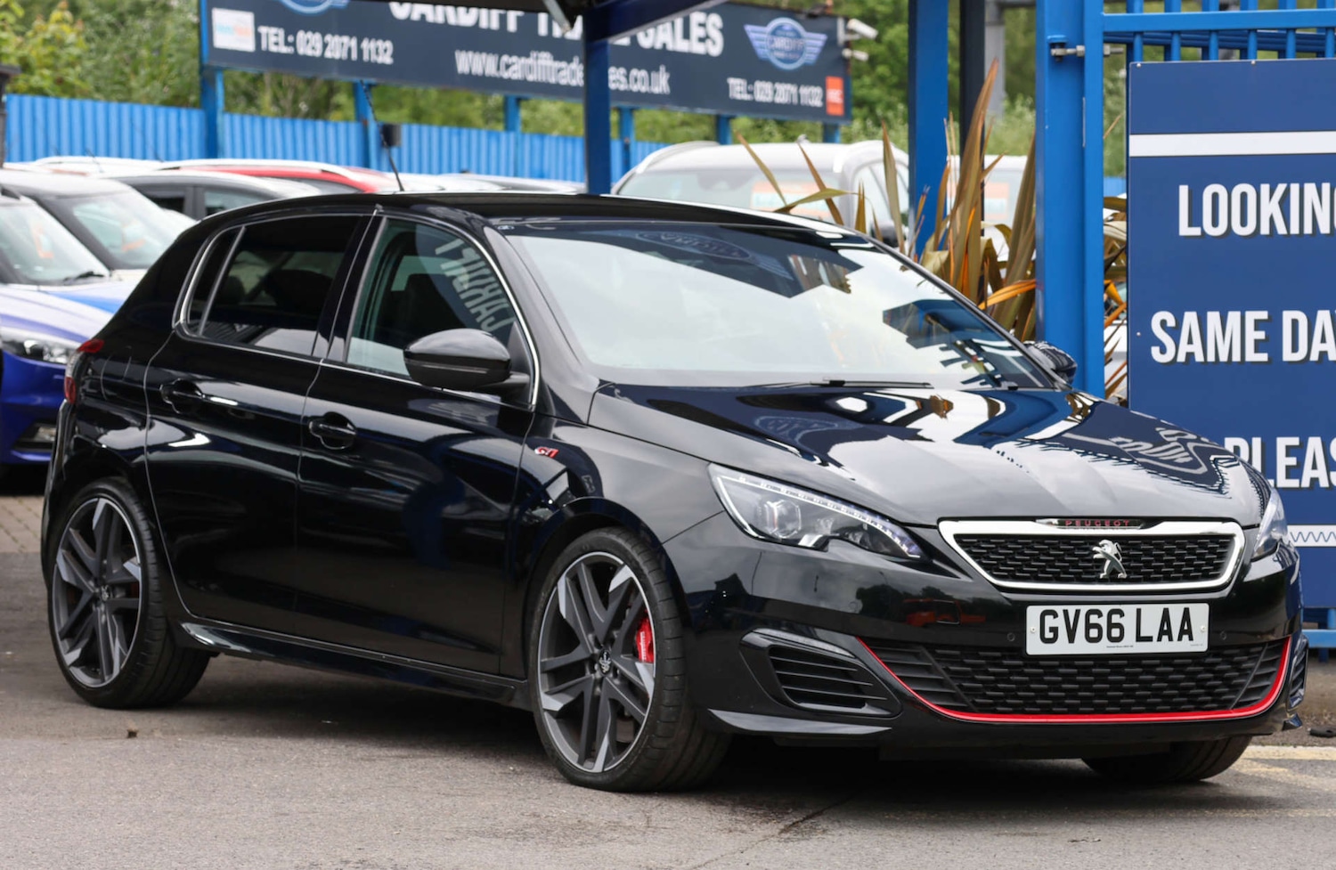 Used Peugeot 308 2017 for sale - 76640010: Photo 2