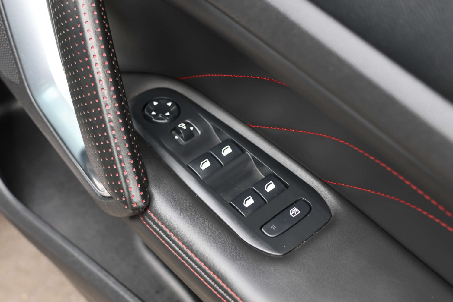 Used Peugeot 308 2017 for sale - 76640010: Photo 21