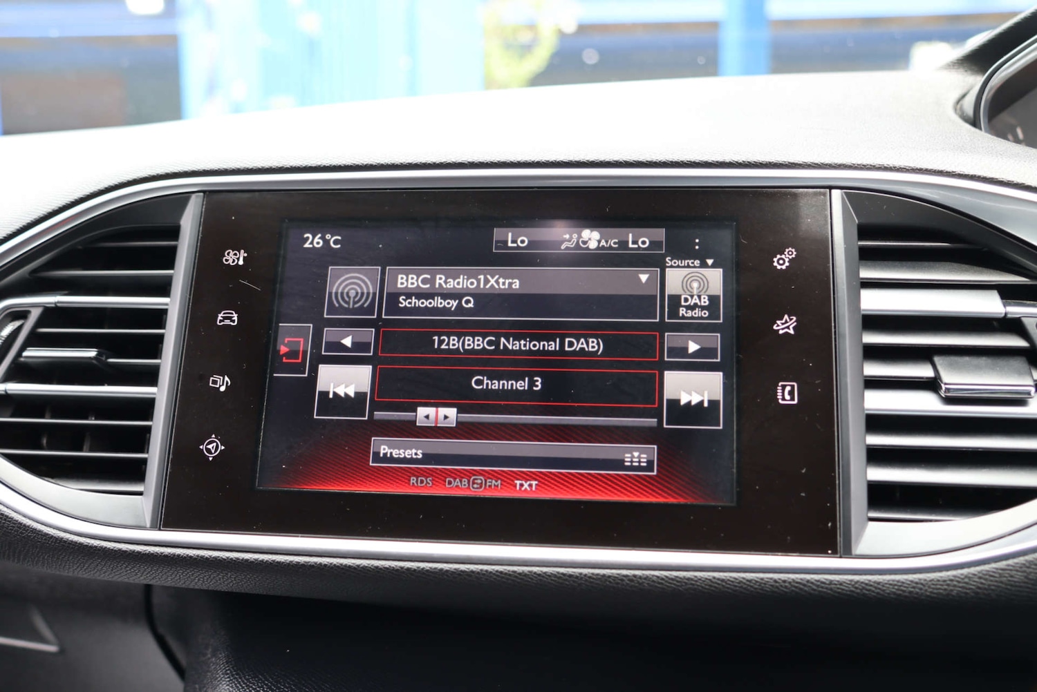 Used Peugeot 308 2017 for sale - 76640010: Photo 26