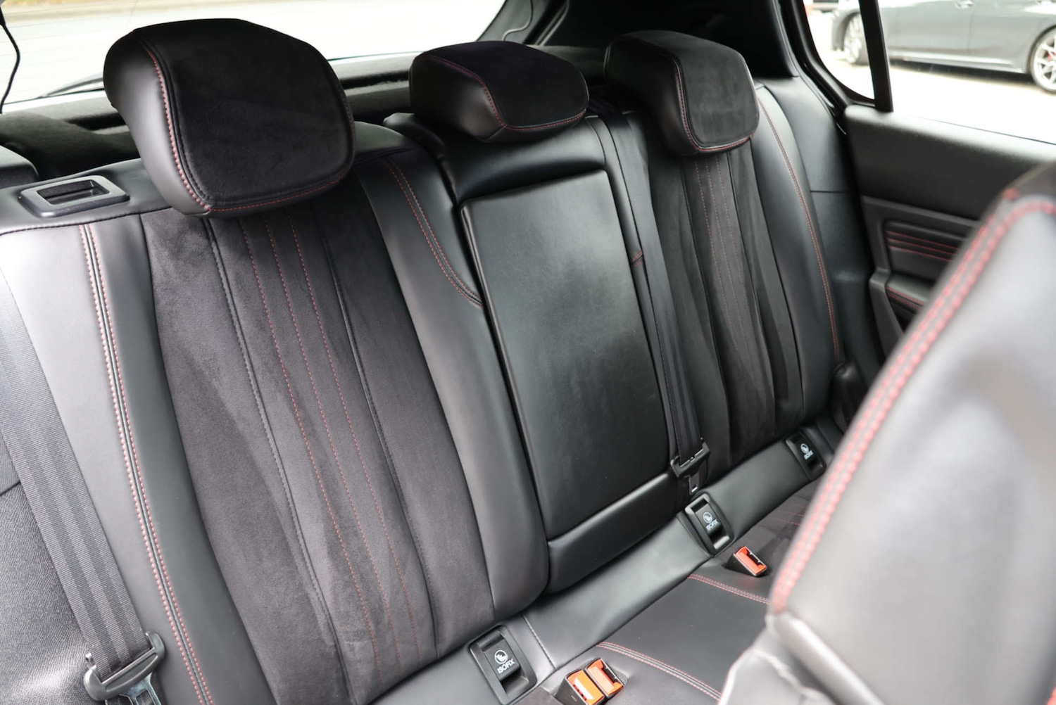 Used Peugeot 308 2017 for sale - 76640010: Photo 8