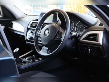 Used BMW 1 Series 2015 for sale - 79210602: Photo