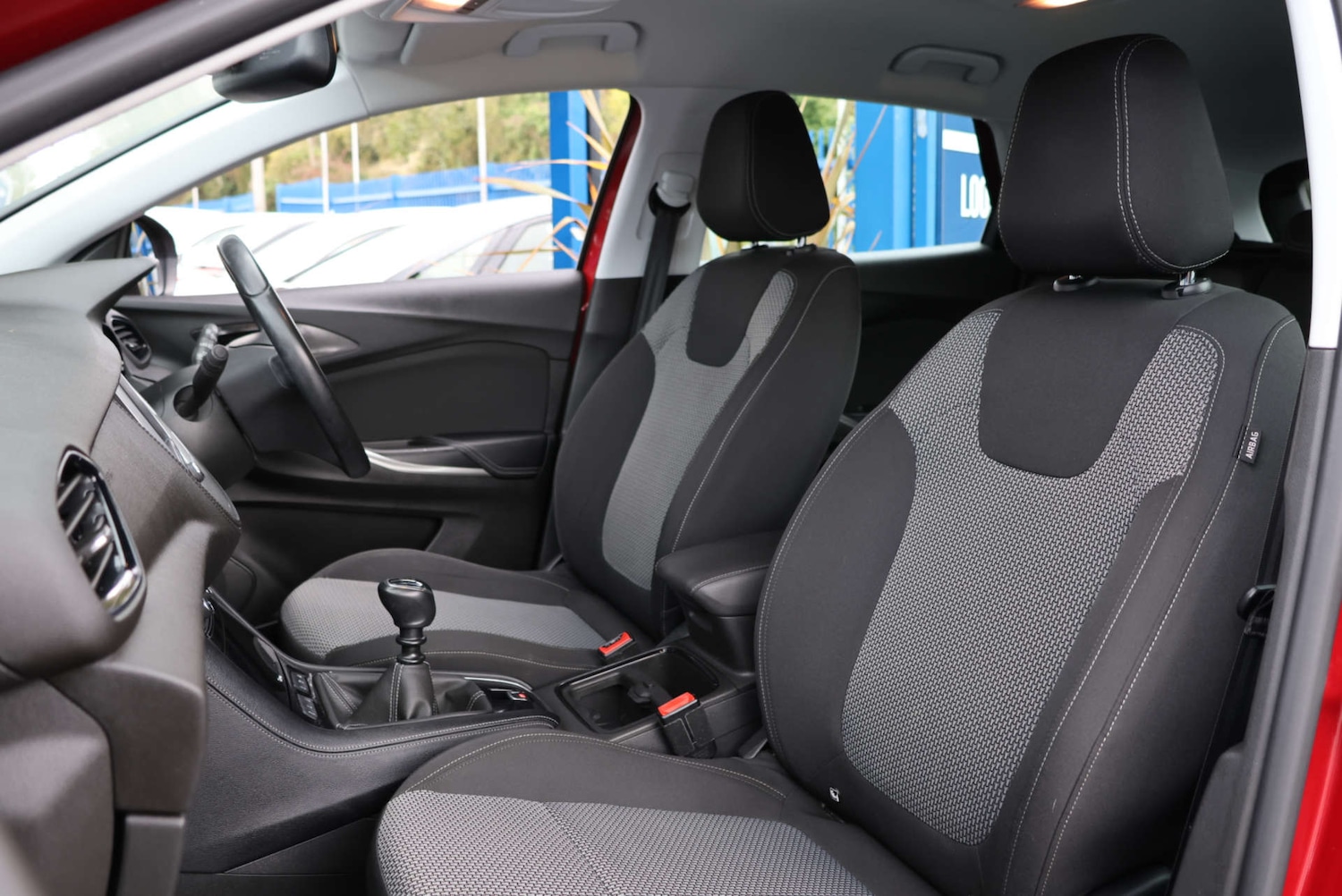 Used Vauxhall Grandland X 2018 for sale - 76422544: Photo 8