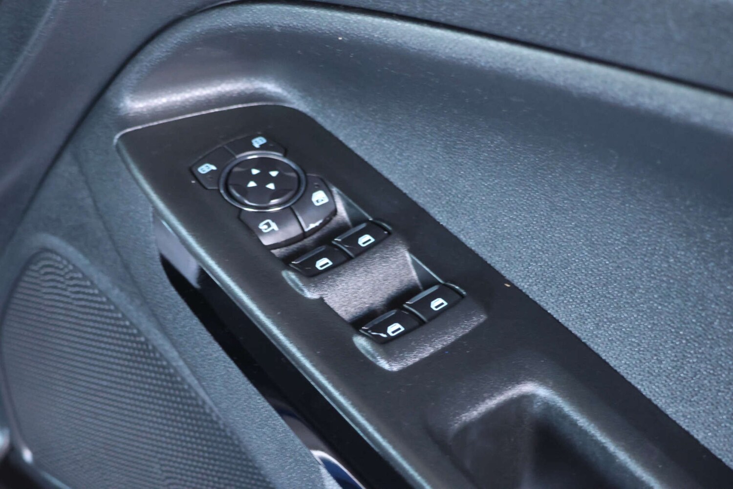 Used Ford Ecosport 2019 for sale - 76379429: Photo 26