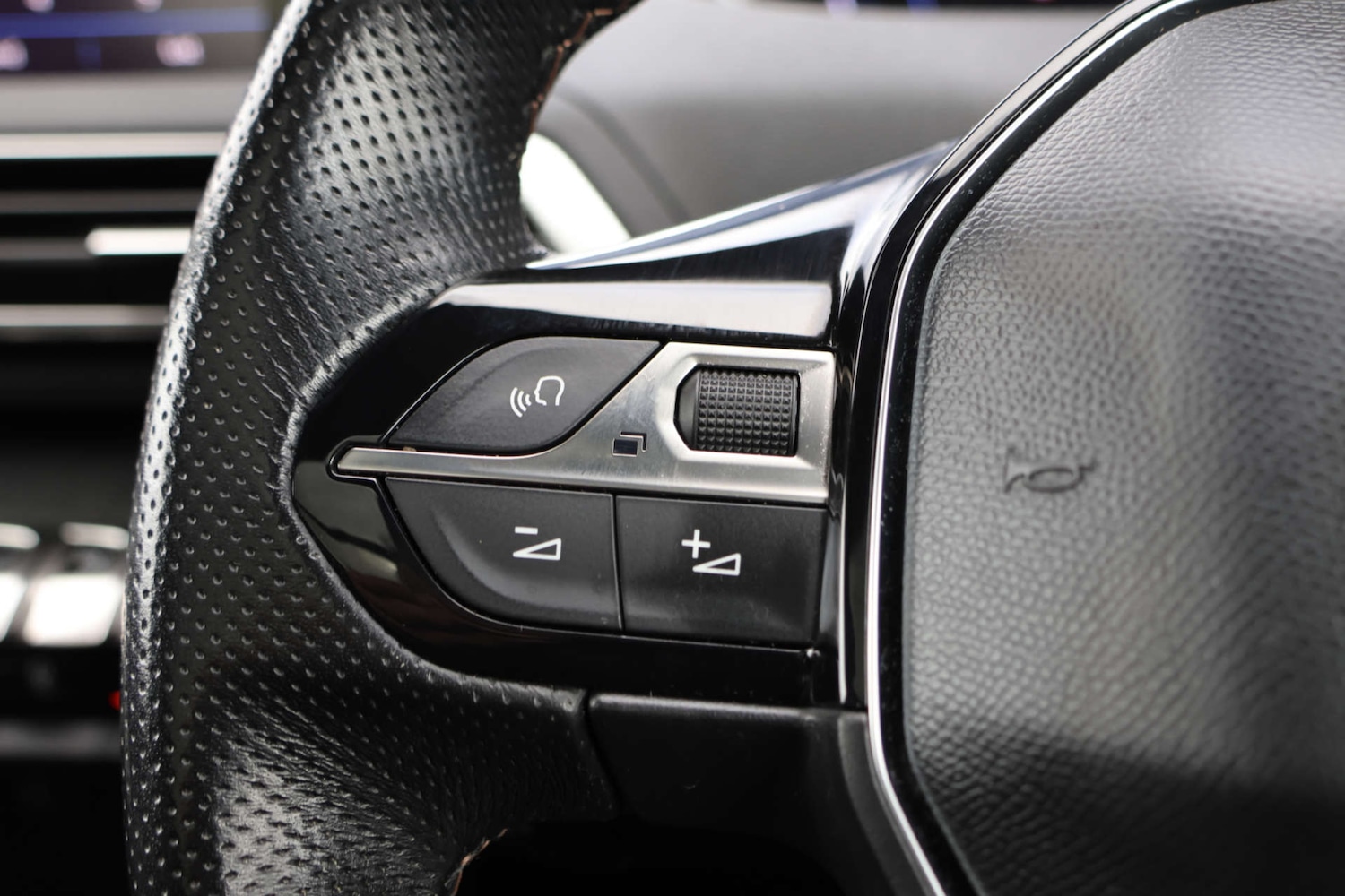 Used Peugeot 3008 2019 for sale - 78045050: Photo 26