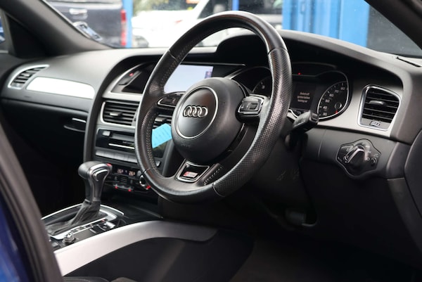 Used Audi A4 2014 for sale - 76206201: Photo 4