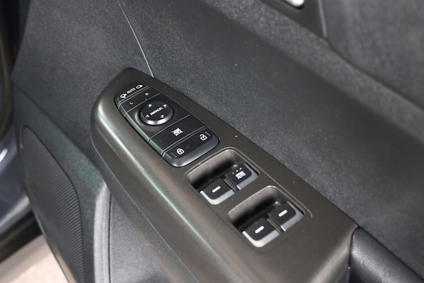 Used Kia Sportage 2018 for sale - 76311240: Photo 31