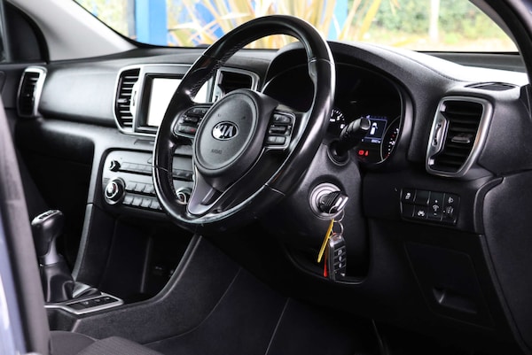 Used Kia Sportage 2018 for sale - 76311240: Photo 4