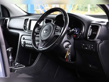 Used Kia Sportage 2018 for sale - 76311240: Photo 4
