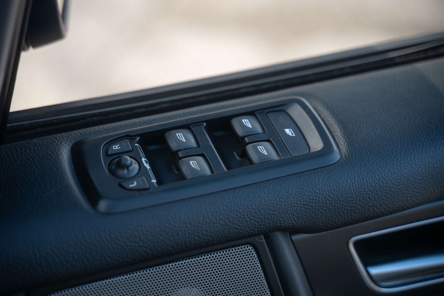 Used Land Rover Discovery 2012 for sale - 78016462: Photo 28