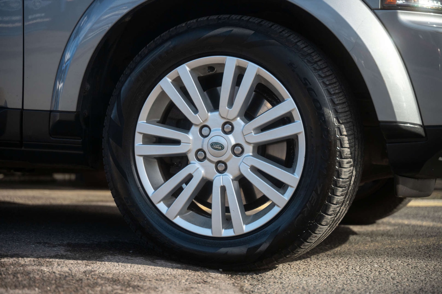 Used Land Rover Discovery 2012 for sale - 78016462: Photo 9