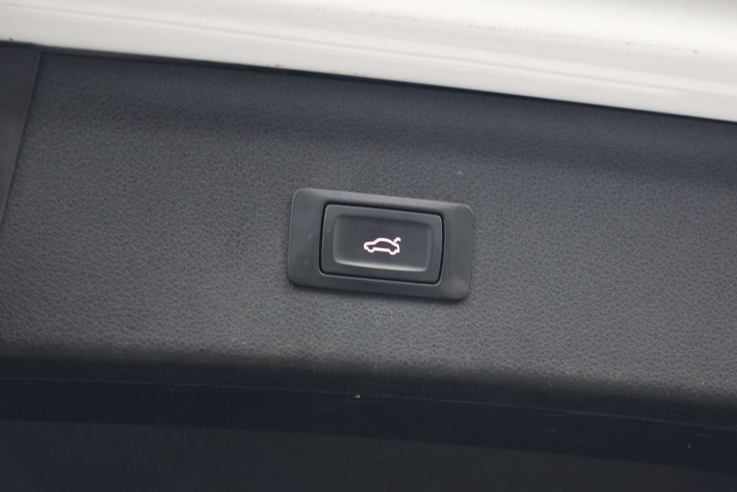 Used Audi Q3 2016 for sale - 76724039: Photo 14