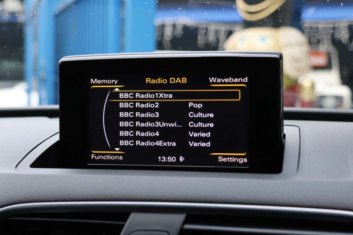 Used Audi Q3 2016 for sale - 76724039: Photo 23