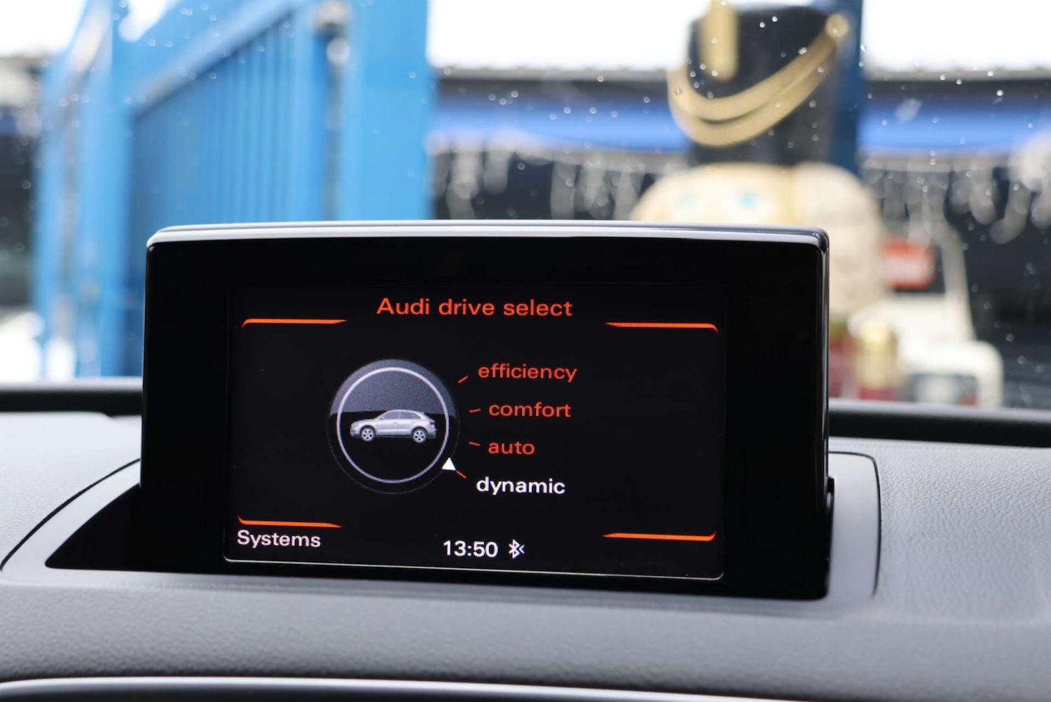 Used Audi Q3 2016 for sale - 76724039: Photo 26