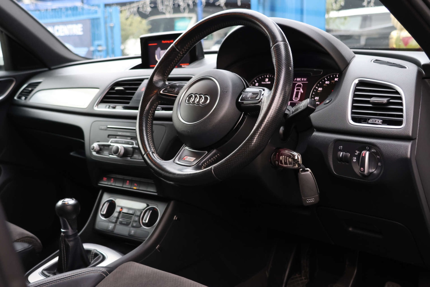 Used Audi Q3 2016 for sale - 76724039: Photo 4