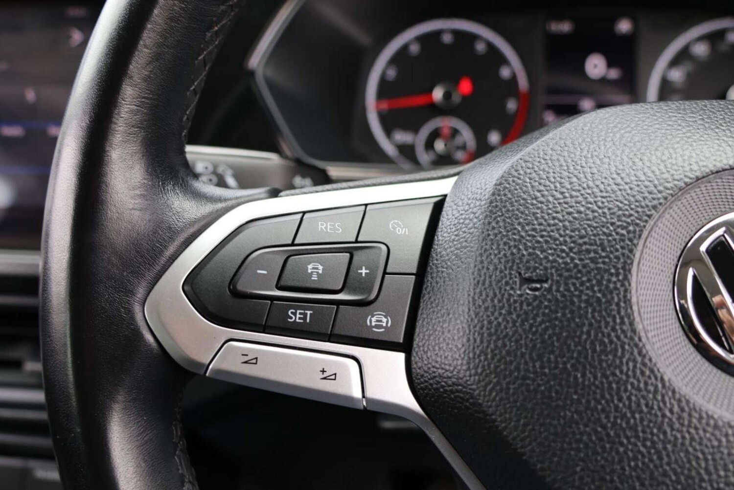 Used Volkswagen T-Cross 2019 for sale - 76005448: Photo 14
