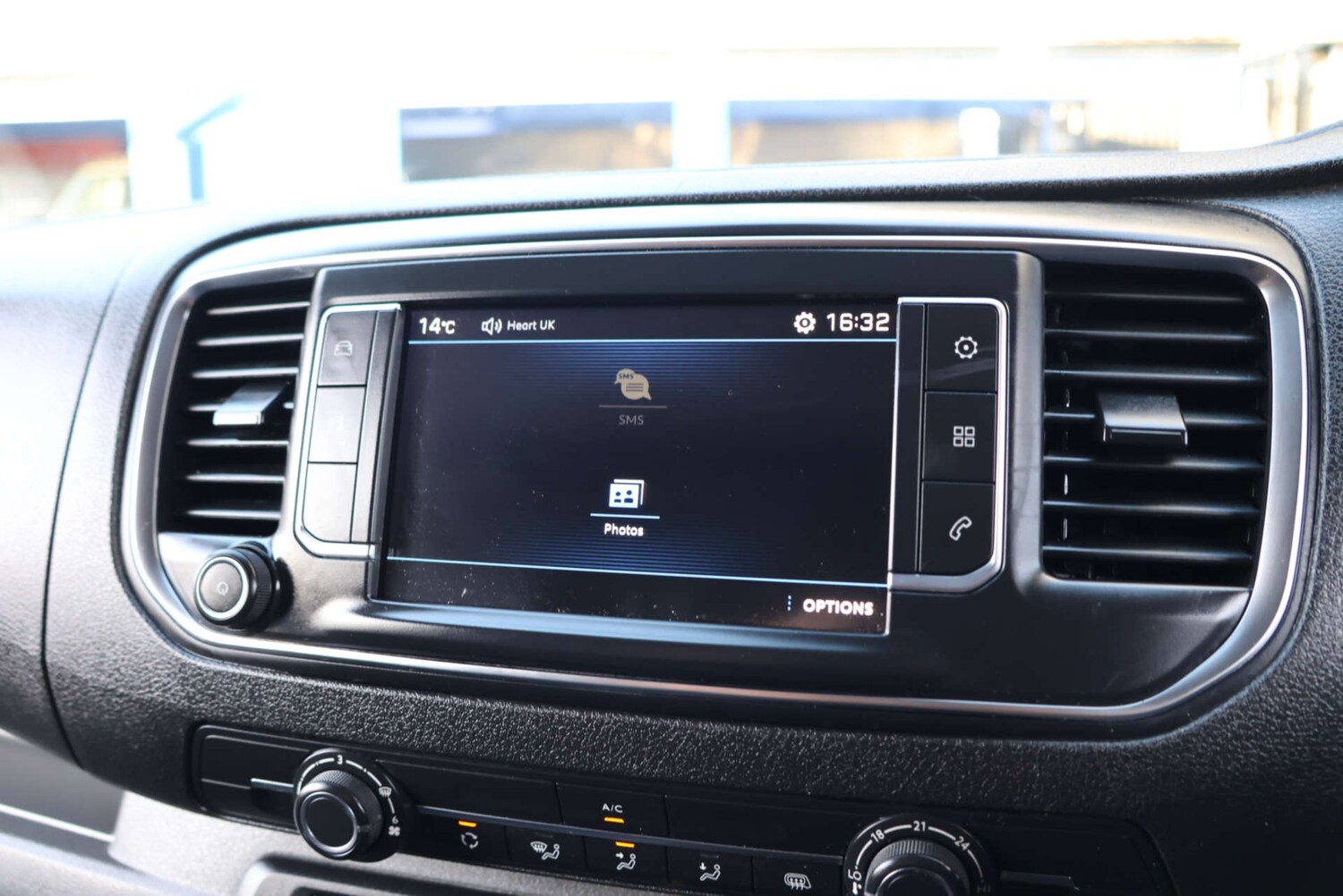 Used Peugeot Expert 2018 for sale - 77749085: Photo 17