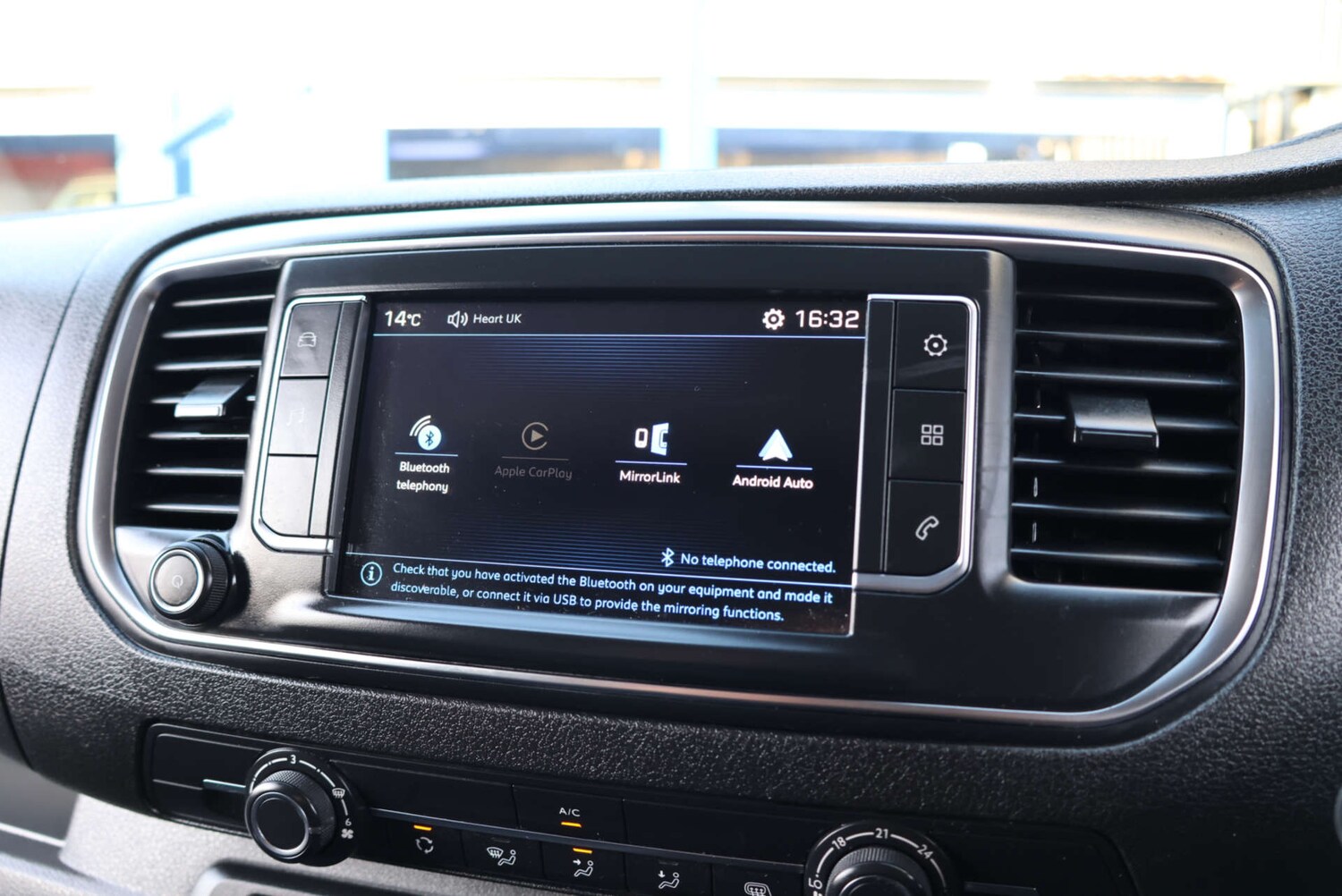 Used Peugeot Expert 2018 for sale - 77749085: Photo 18