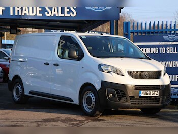 Used Peugeot Expert 2018 for sale - 77749085: Photo
