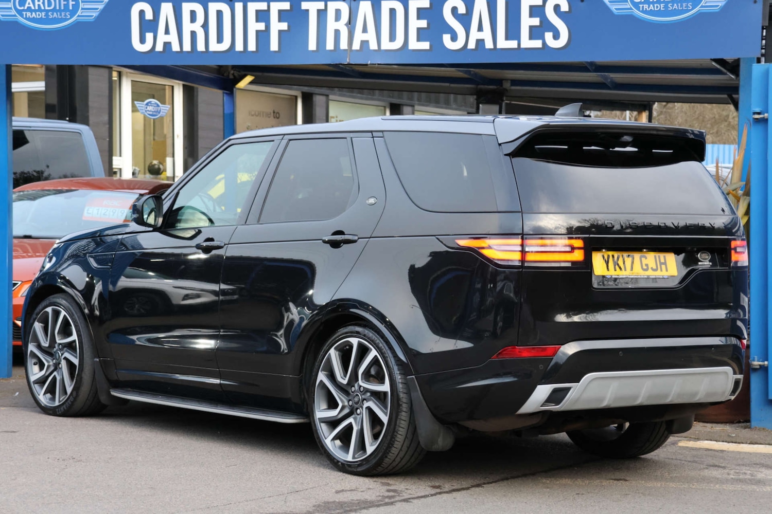 Used Land Rover Discovery 2017 for sale - 76363951: Photo 16