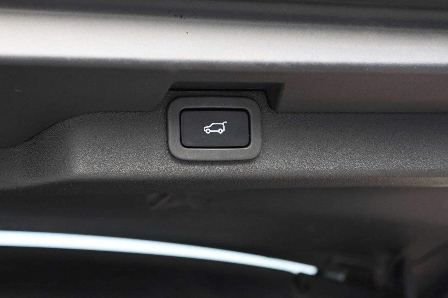 Used Land Rover Discovery 2017 for sale - 76363951: Photo 24