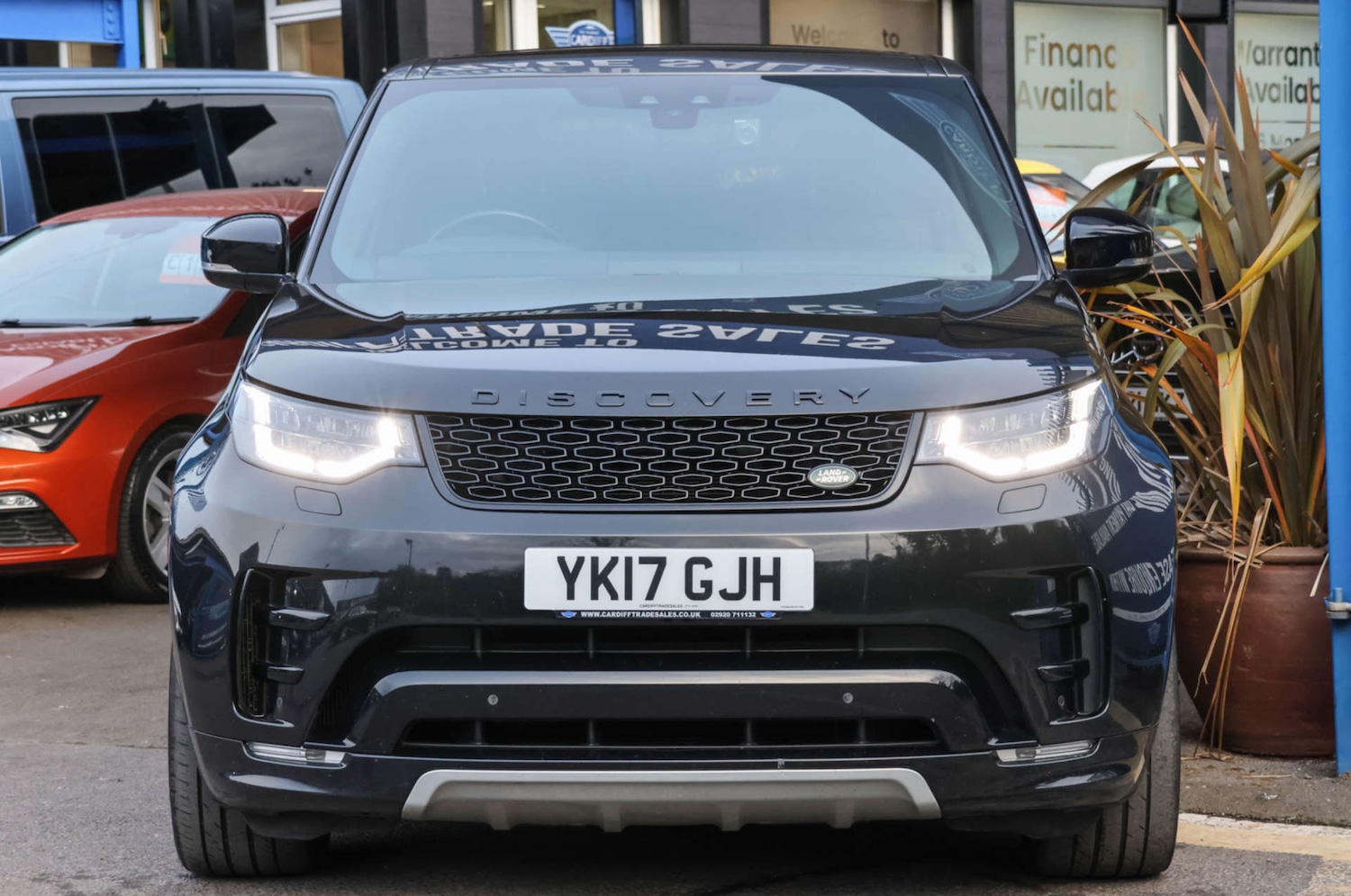 Used Land Rover Discovery 2017 for sale - 76363951: Photo 3