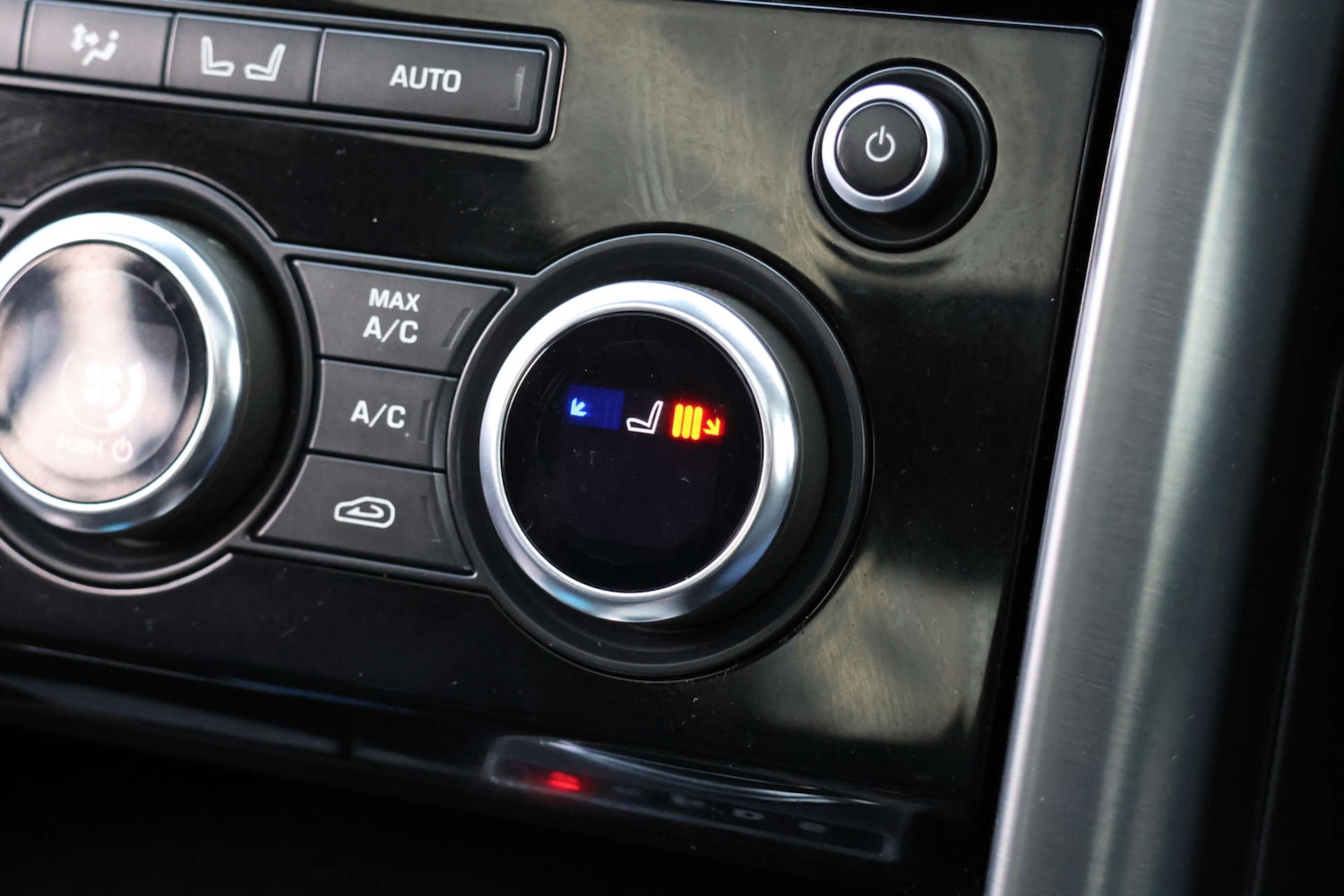 Used Land Rover Discovery 2017 for sale - 76363951: Photo 40