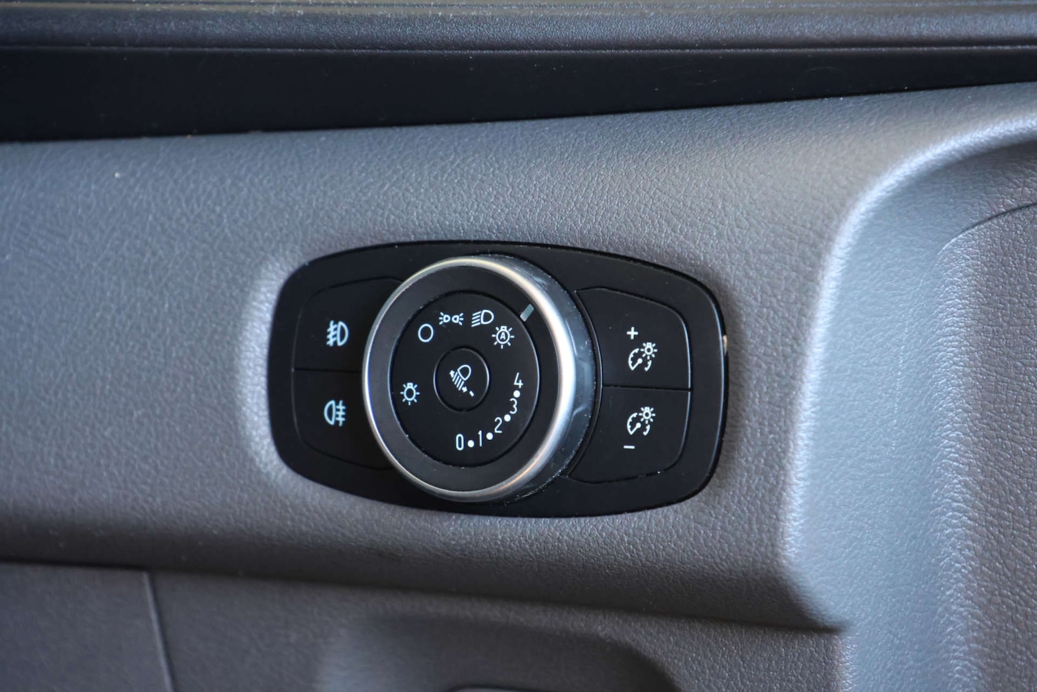 Used Ford Transit Custom 2022 for sale - 76118385: Photo 35