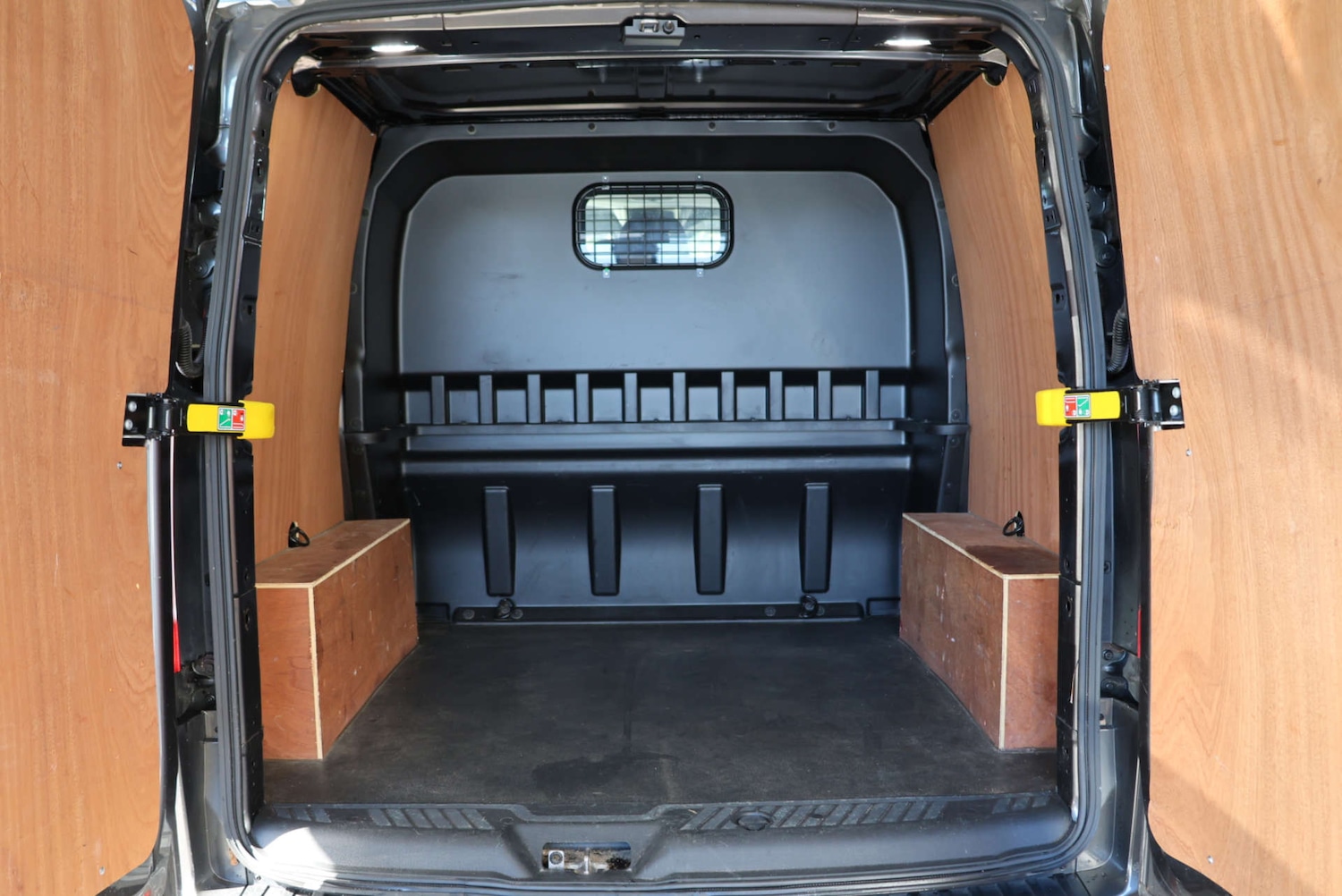 Used Ford Transit Custom 2022 for sale - 76118385: Photo 8