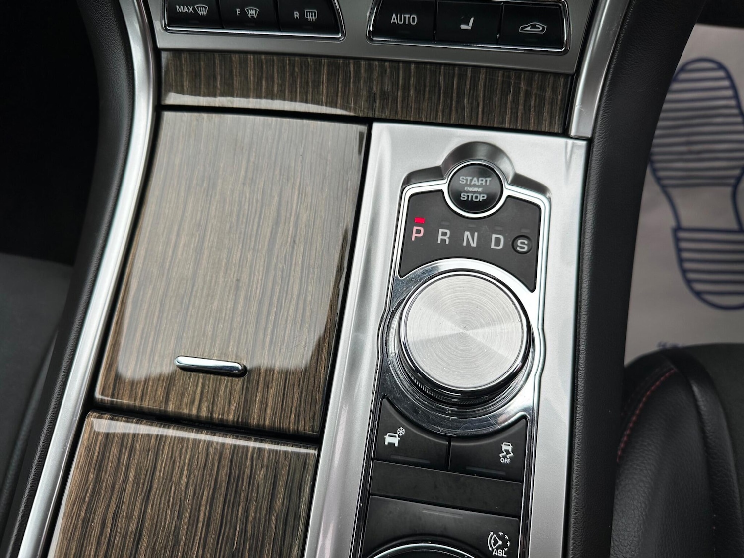 Used Jaguar XF 2015 for sale - 76996829: Photo 24