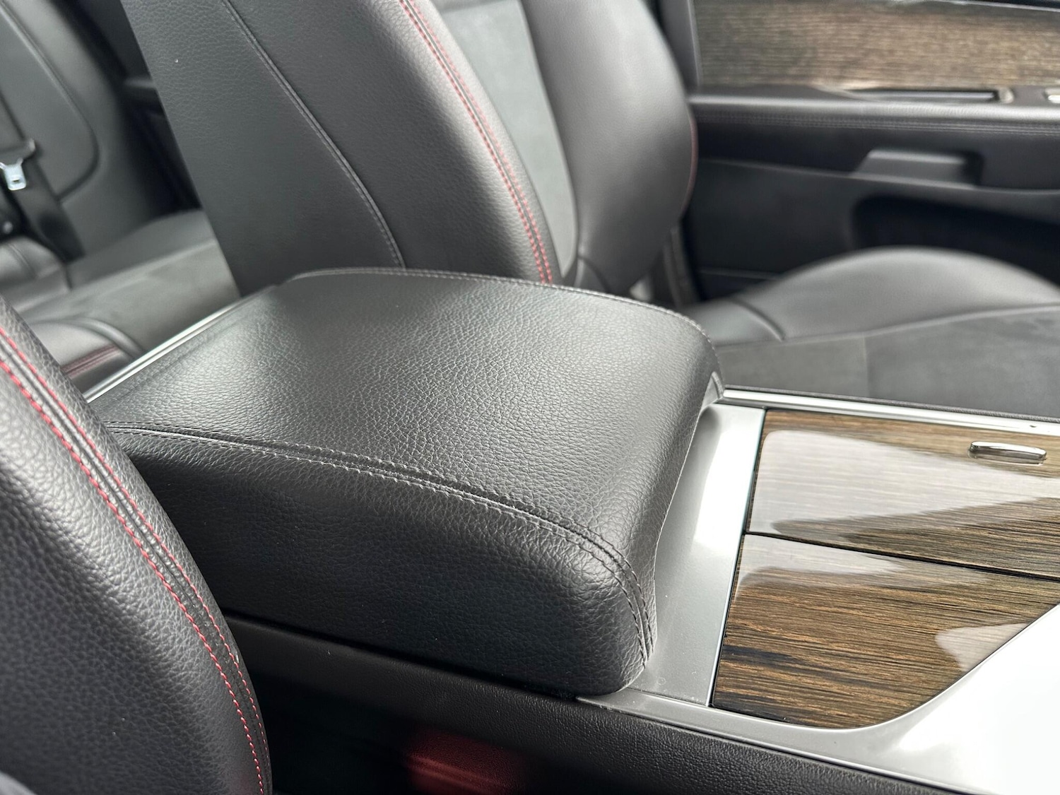 Used Jaguar XF 2015 for sale - 76996829: Photo 28