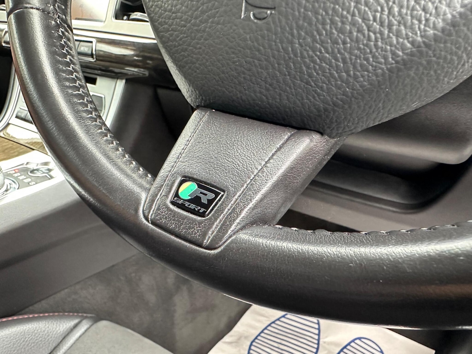 Used Jaguar XF 2015 for sale - 76996829: Photo 29