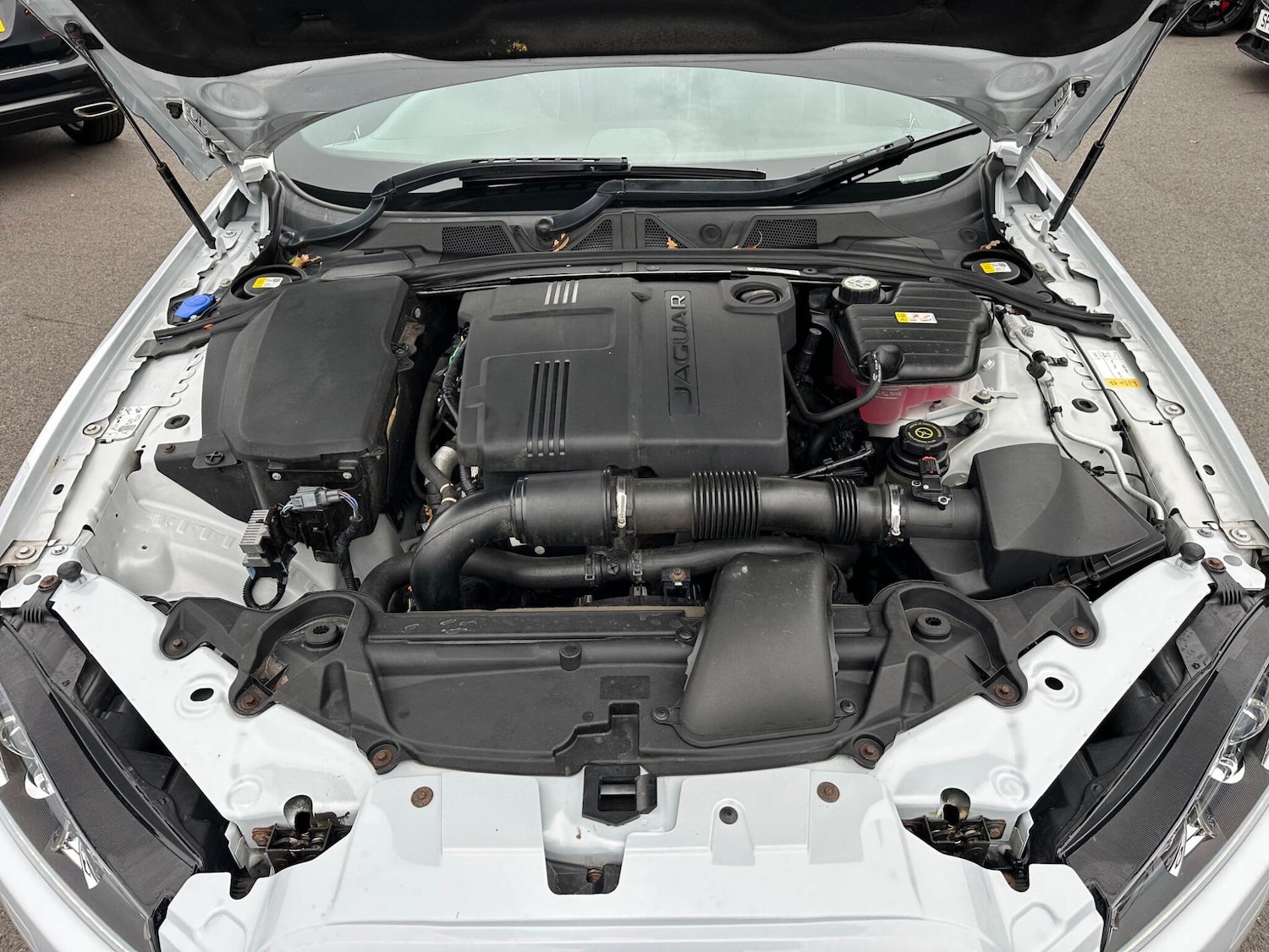 Used Jaguar XF 2015 for sale - 76996829: Photo 40