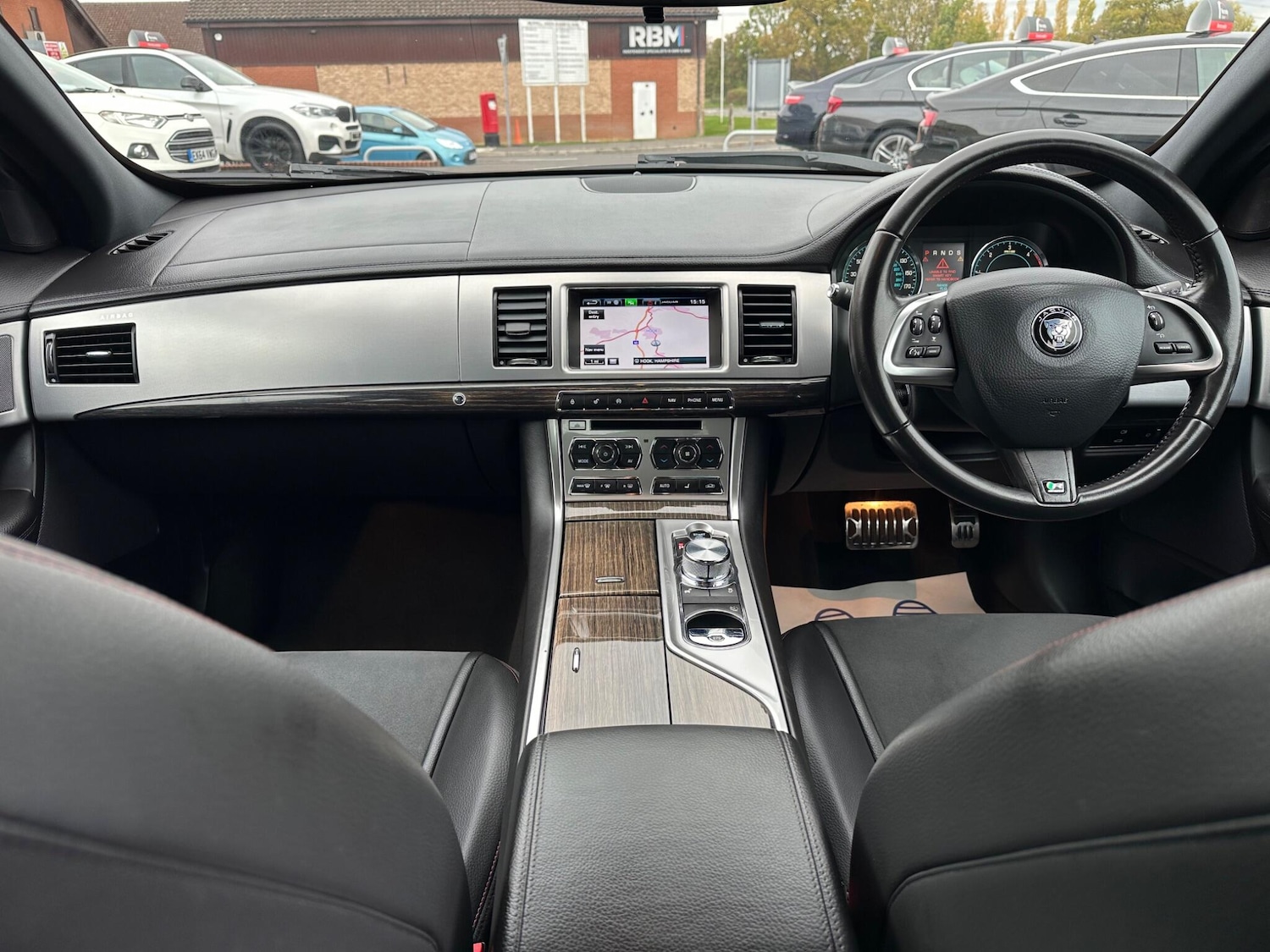 Used Jaguar XF 2015 for sale - 76996829: Photo 5