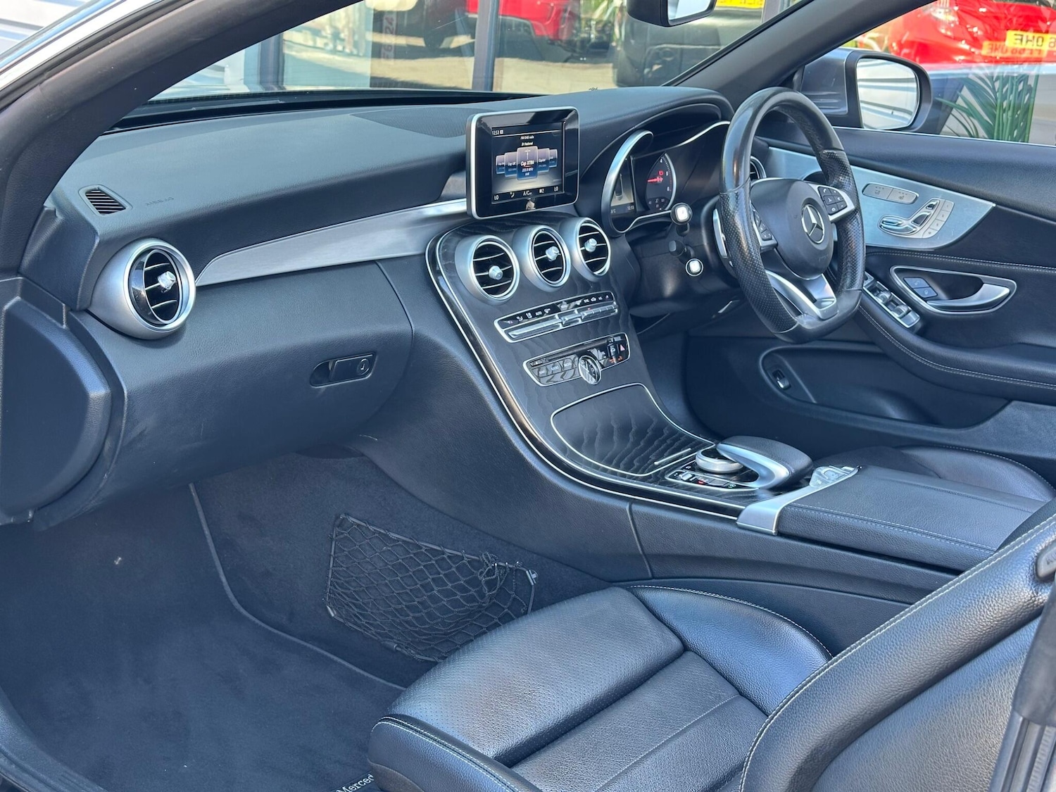 Used Mercedes-Benz C Class 2017 for sale - 76013385: Photo 11