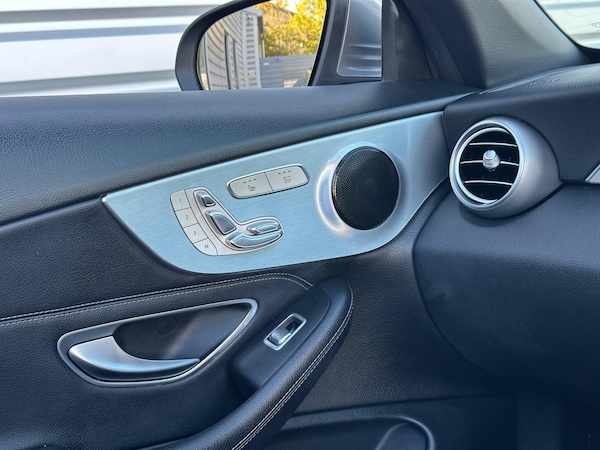 Used Mercedes-Benz C-Class 2017 for sale - 76013385: Photo 35