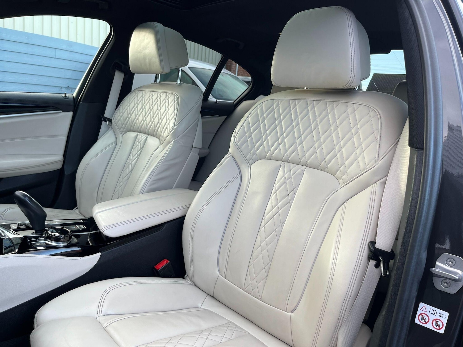 Used BMW 5 Series 2018 for sale - 76899081: Photo 31