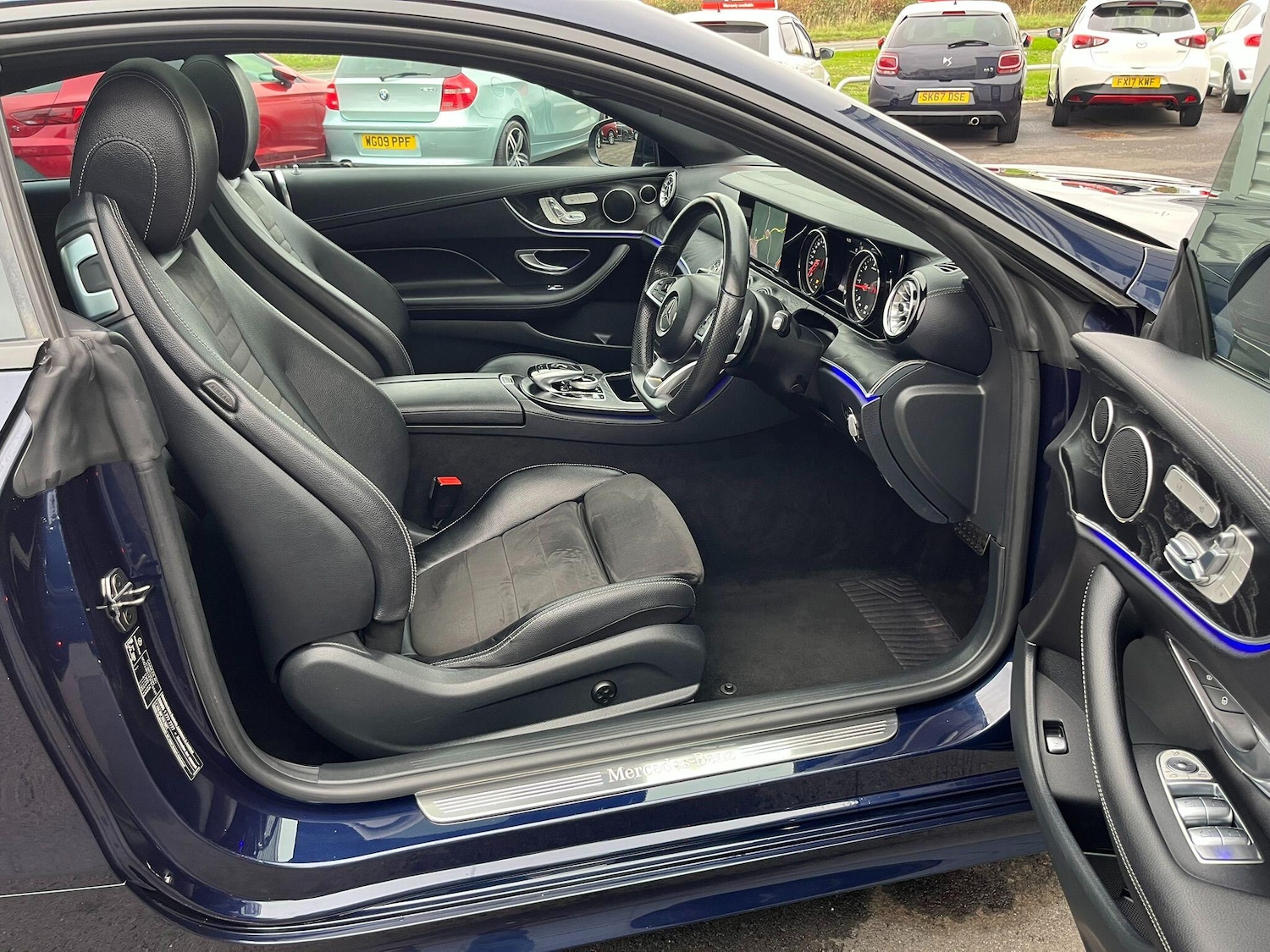 Used Mercedes-Benz E Class 2017 for sale - 76990227: Photo 11