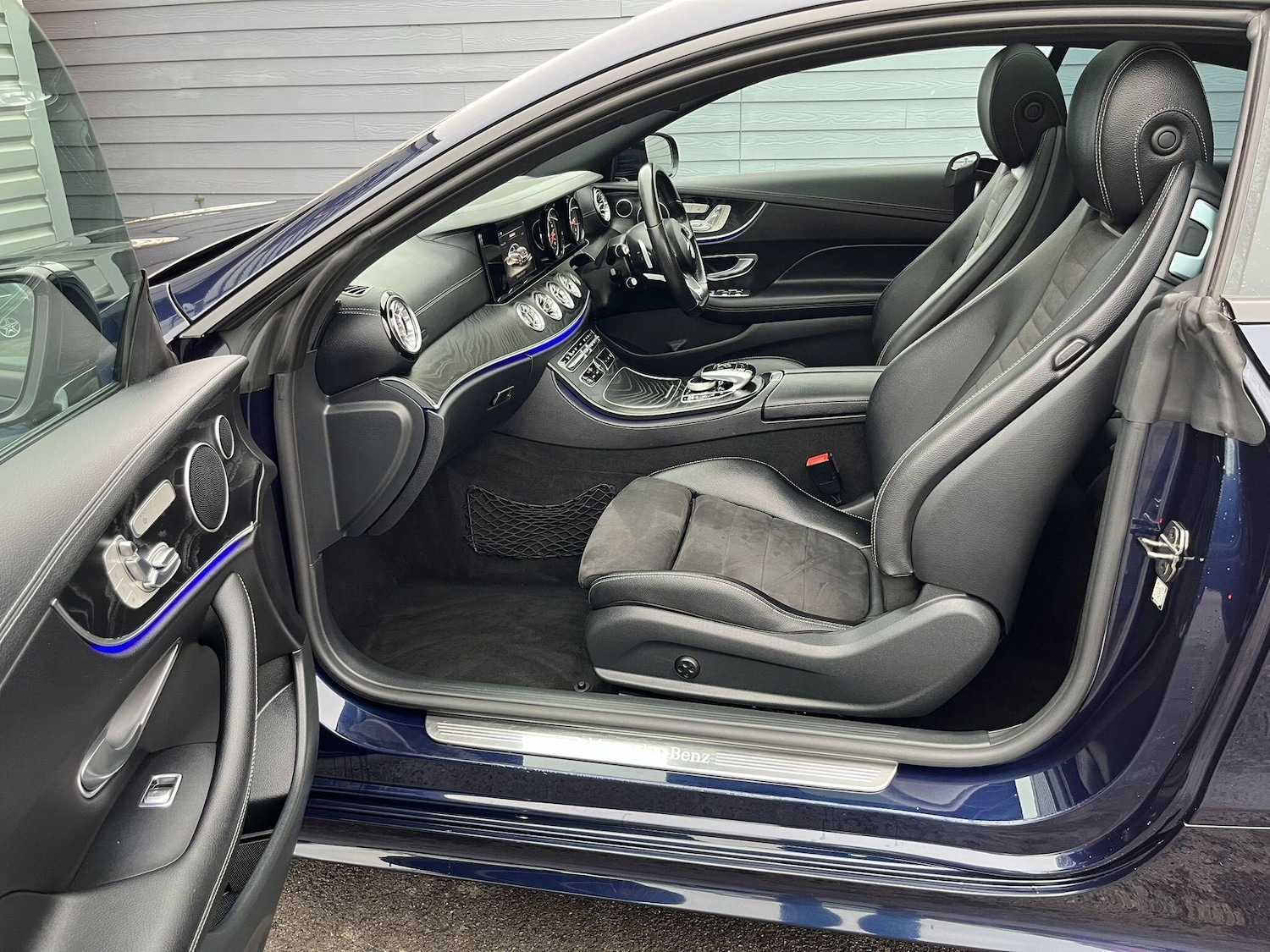 Used Mercedes-Benz E Class 2017 for sale - 76990227: Photo 30