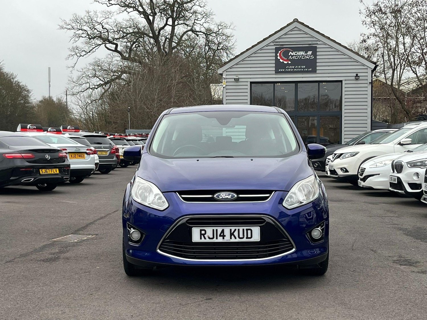 Used Ford C-Max 2014 for sale - 77330665: Photo 2