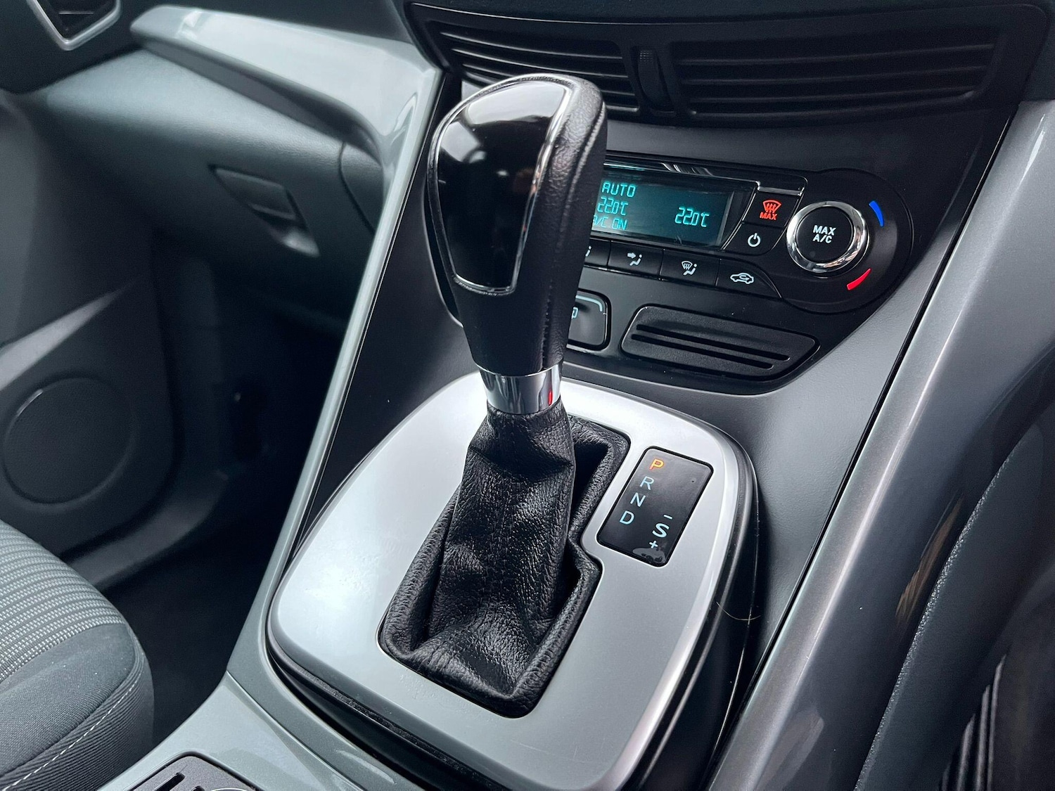 Used Ford C-Max 2014 for sale - 77330665: Photo 23