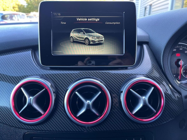 Used Mercedes-Benz B Class 2015 for sale - 76189817: Photo 17