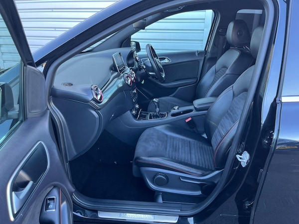 Used Mercedes-Benz B Class 2015 for sale - 76189817: Photo 26