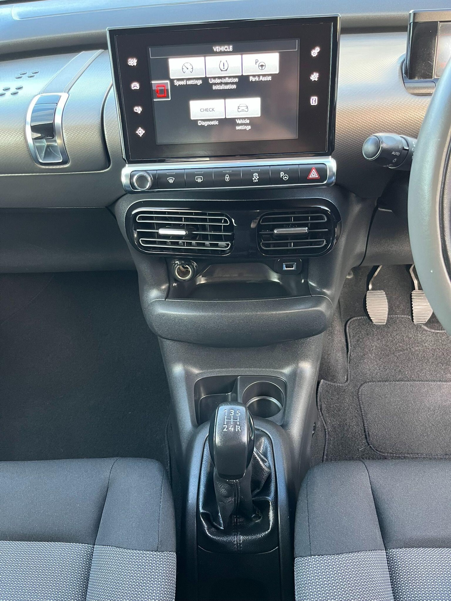 Used Citroen C4 Cactus 2015 for sale - 76715065: Photo 20